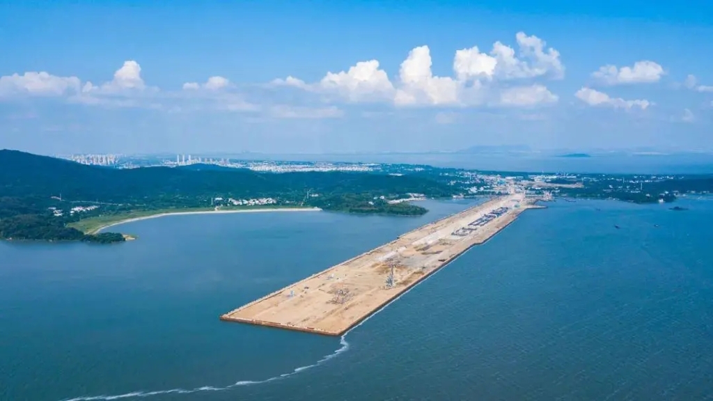 2019年5月14日，太湖隧道四倉(cāng)流水作業(yè)成型。