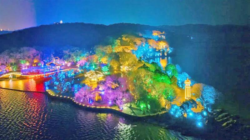 夜公園趕早來了！ 掘金“月光經(jīng)濟(jì)”需要打造更多業(yè)態(tài)