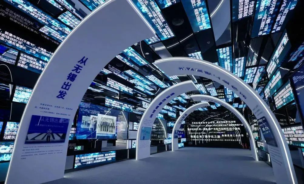 智能傳播時代，誰將笑傲群雄